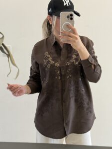 شومیز گلدوزی و پولک دوزی اورجینال ترک طرح نازیلا - Image 2