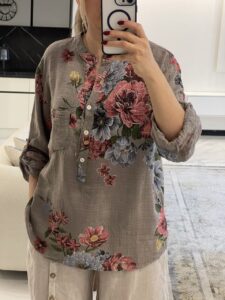 شومیز لینن ایتالیایی طرح گلی - Image 3