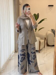 کت و شلوار لینن ایتالیایی طرح  گلبرگ - Image 5