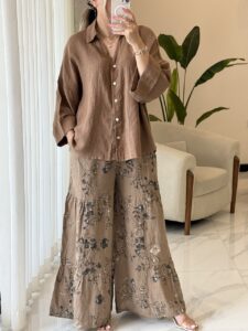 شلوار لینن ایتالیایی چین دار طرحدار - Image 4