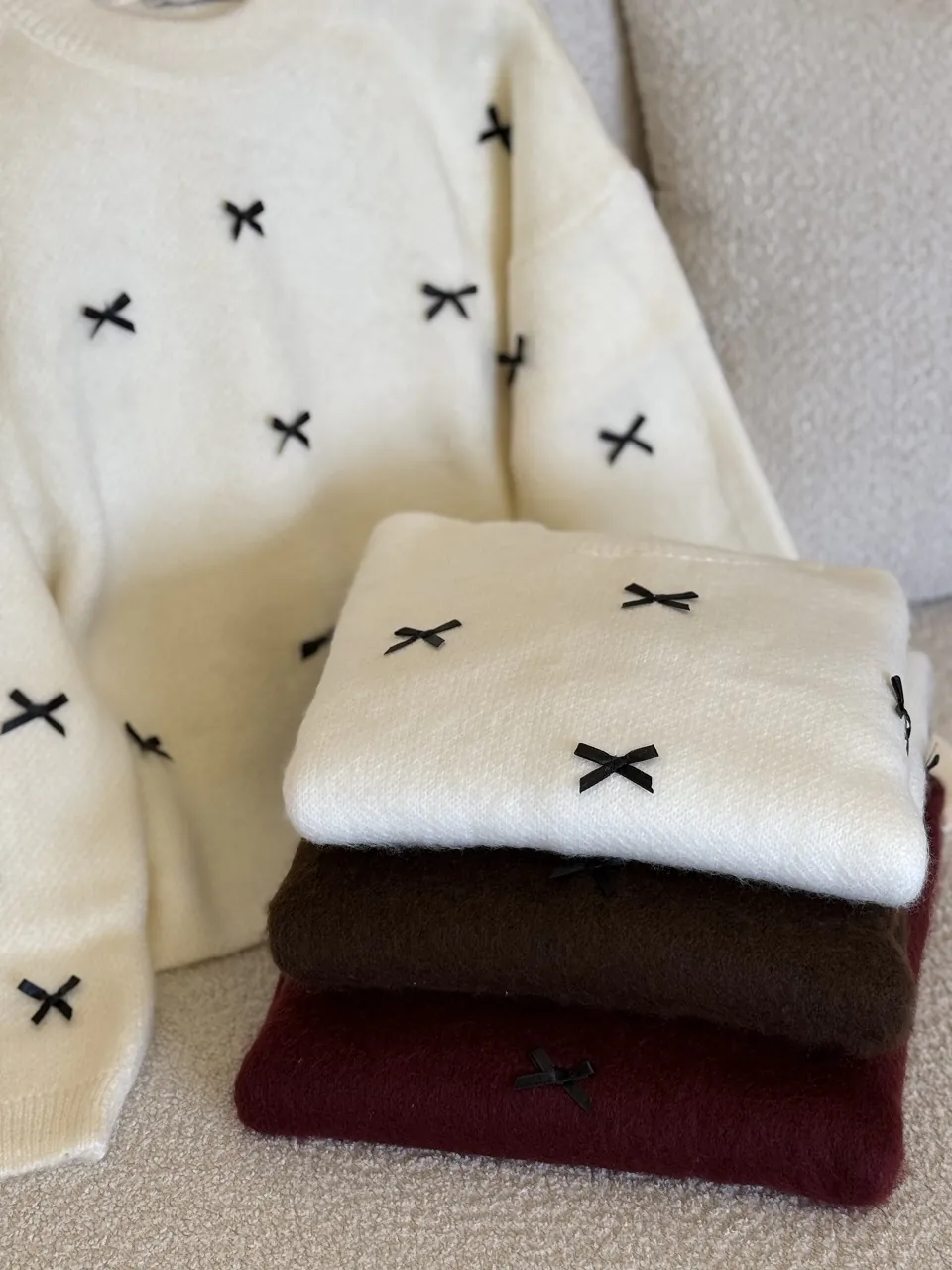 10 بلوز بافت ترک طرح پاپیون ترندی - Image 1